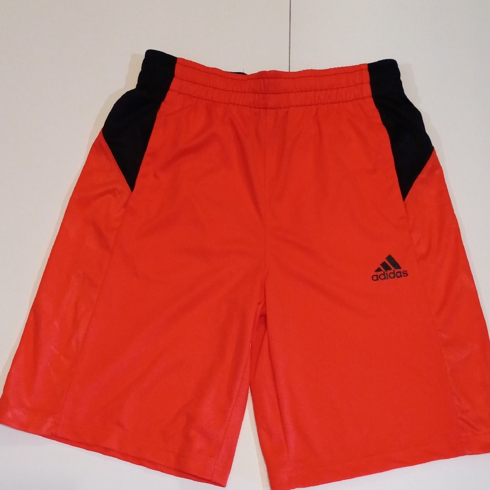EC BOYS ADIDAS SHORTS SZ M 10-12